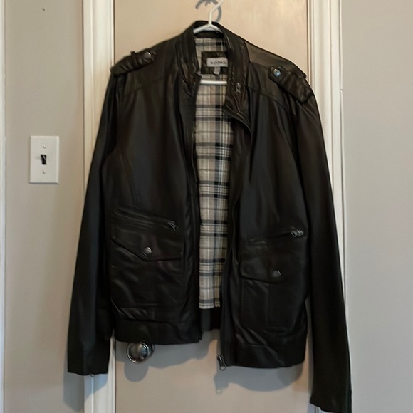 Never worn - Le Chateau Mens Polyurethane Brown Jacket. - Picture 1 of 2
